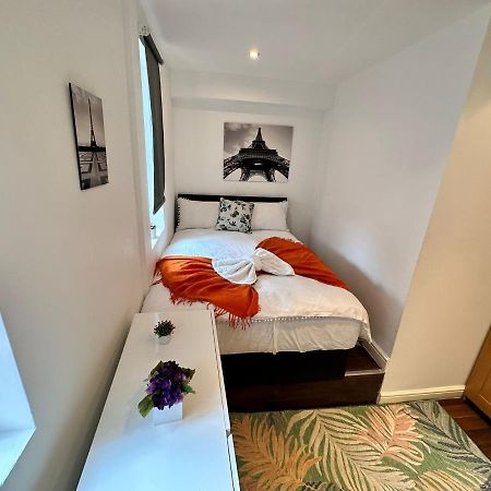 Central London 1-Bedroom Cozy Budget Apartment, Edgware Road Eksteriør billede