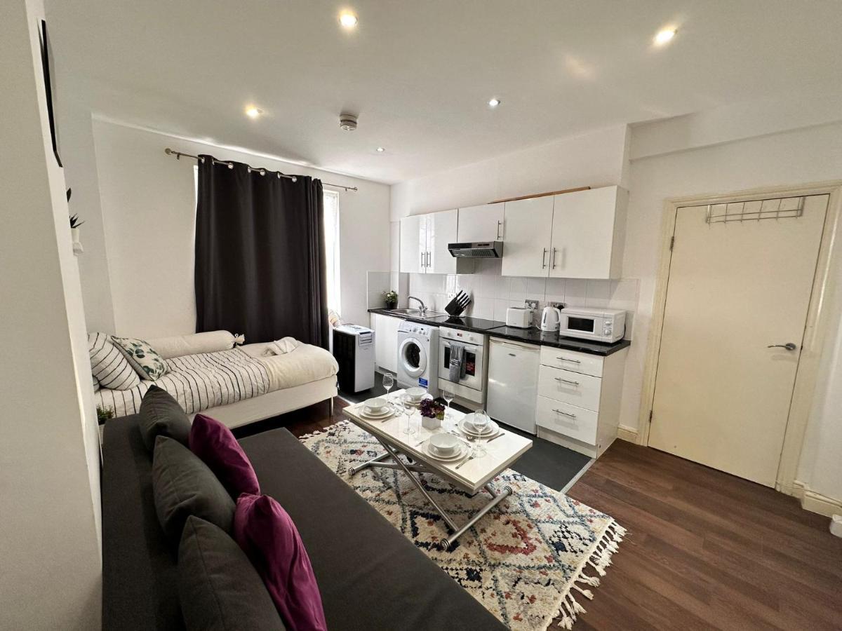Central London 1-Bedroom Cozy Budget Apartment, Edgware Road Eksteriør billede