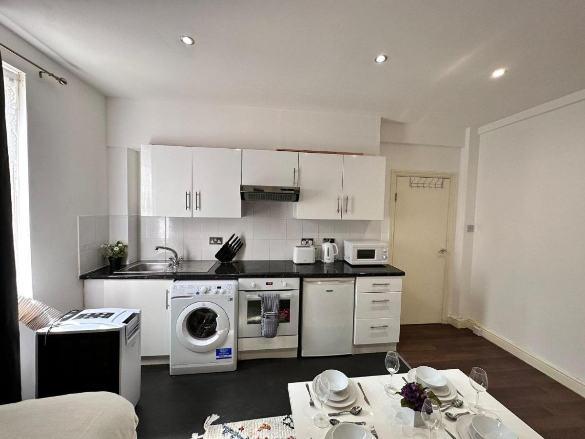 Central London 1-Bedroom Cozy Budget Apartment, Edgware Road Eksteriør billede